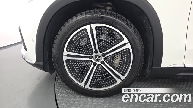 Mercedes-Benz EQS SUV (X296) EQS450 4MATIC 2023 — фото 5