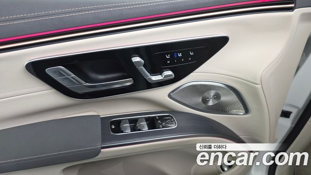 Mercedes-Benz EQS SUV (X296) EQS450 4MATIC 2023 — фото 31