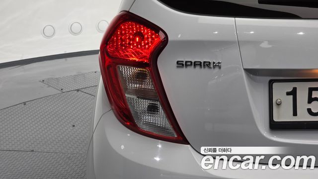 Chevrolet Spark LT 2020 — фото 23