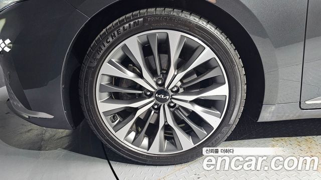 Kia K8 2.5 Gasoline 2WD Signature 2022 — фото 5
