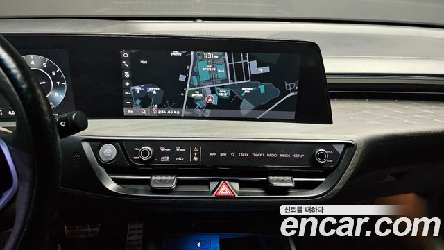 Kia K8 2.5 Gasoline 2WD Signature 2022 — фото 13