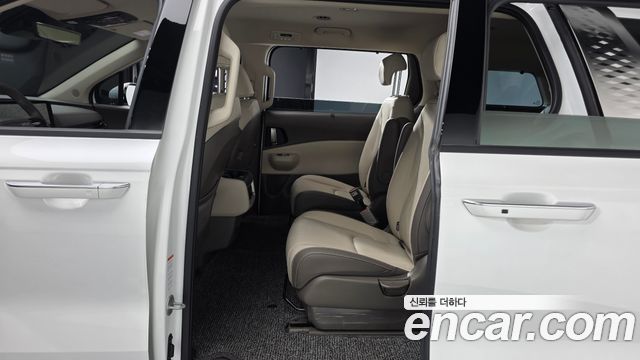 Kia Carnival (IV) Diesel 9-Seater Noblesse 2025 — фото 12