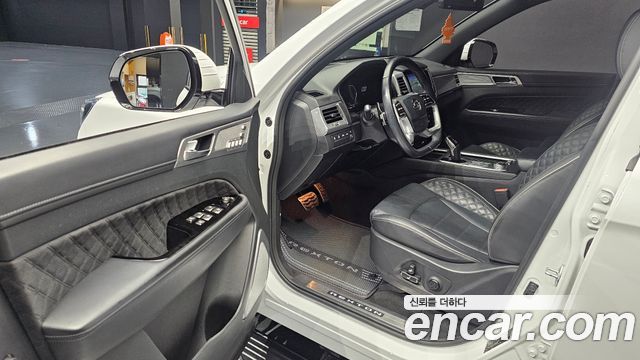 KG Mobility (SsangYong) Rexton Diesel 2.2 4WD The Black 2022 — фото 10