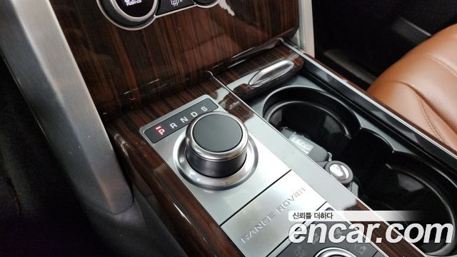 Land Rover Range Rover (IV) 5.0 SC AB 2016 — фото 9