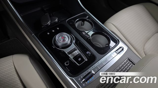 Kia Carnival (IV) HEV 4-Seater Hi Limousine Signature 2026 — фото 9