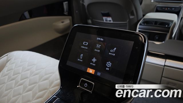 Kia Carnival (IV) HEV 4-Seater Hi Limousine Signature 2026 — фото 35