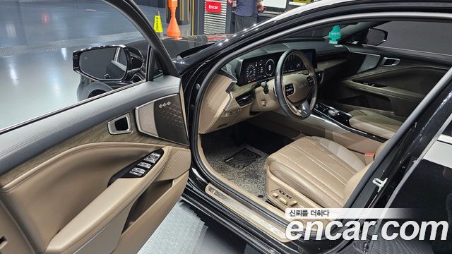 Kia K8 2.5 Gasoline 2WD Noblesse 2023 — фото 10