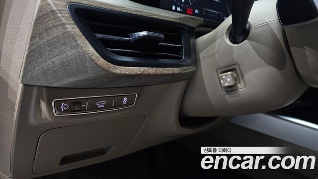 Kia K8 2.5 Gasoline 2WD Noblesse 2023 — фото 16