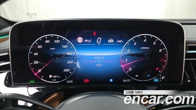Mercedes-Benz E-Class (W214) E300 4MATIC AMG Line 2025 — фото 8