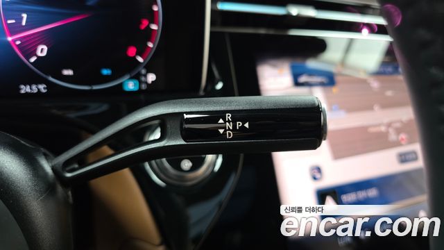 Mercedes-Benz E-Class (W214) E300 4MATIC AMG Line 2025 — фото 9
