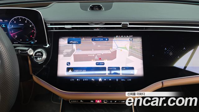 Mercedes-Benz E-Class (W214) E300 4MATIC AMG Line 2025 — фото 13