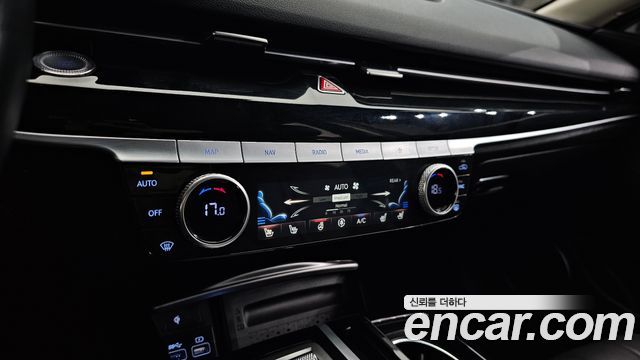 Genesis G80 (RG3) Gasoline 2.5 Turbo AWD 2024 — фото 16