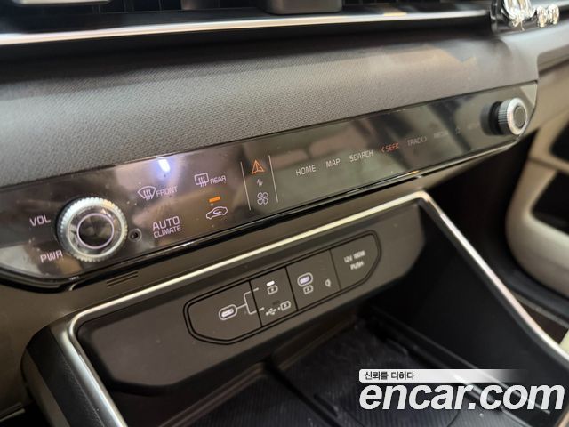 Kia Carnival (IV) Gasoline 9-Seater Hi Limousine (7-seater Limousine(Special vehicle) 2025 — фото 18