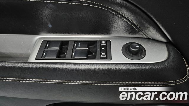 Jeep Compass 2.4 Limited 1st 2015 — фото 18