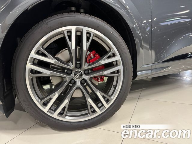 Audi Q5 (80A) 45 TFSI Quattro Sportback S Line Black Edition 2025 — фото 4
