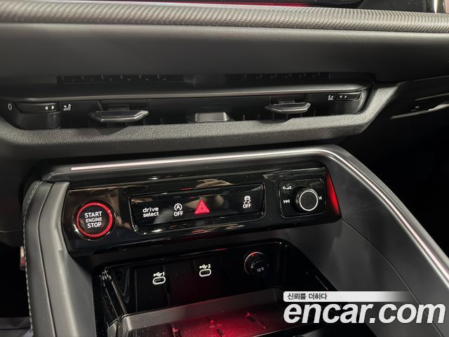 Audi Q5 (80A) 45 TFSI Quattro Sportback S Line Black Edition 2025 — фото 18