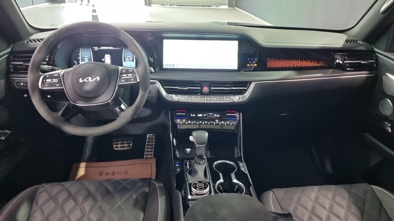 Kia Mohave The Master Diesel 3.0 4WD 7-Seater Masters Gravity 2023 — фото 7