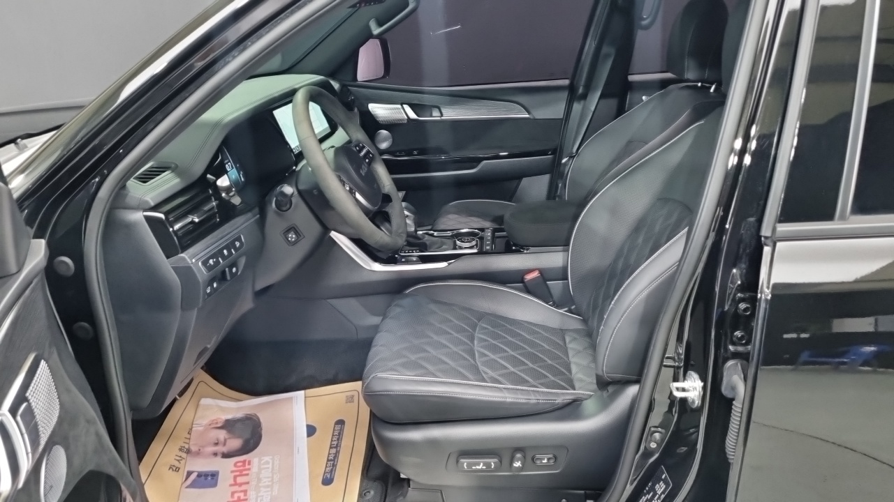 Kia Mohave The Master Diesel 3.0 4WD 7-Seater Masters Gravity 2023 — фото 10