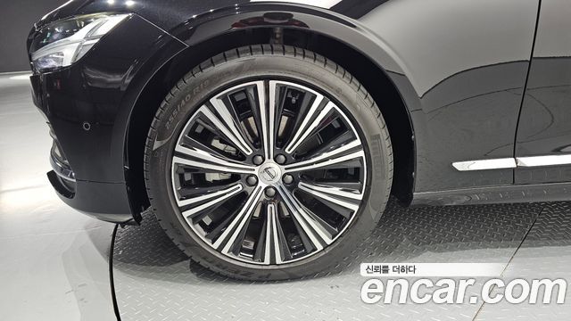 Volvo S90 B5 Ultra Bright 2025 — фото 5