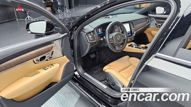 Volvo S90 B5 Ultra Bright 2025 — фото 10