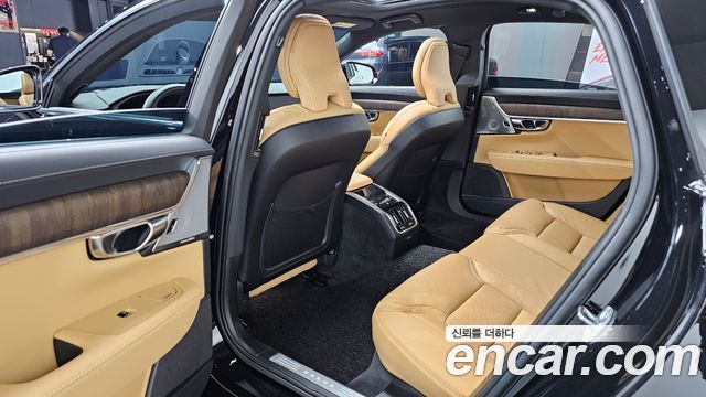 Volvo S90 B5 Ultra Bright 2025 — фото 12