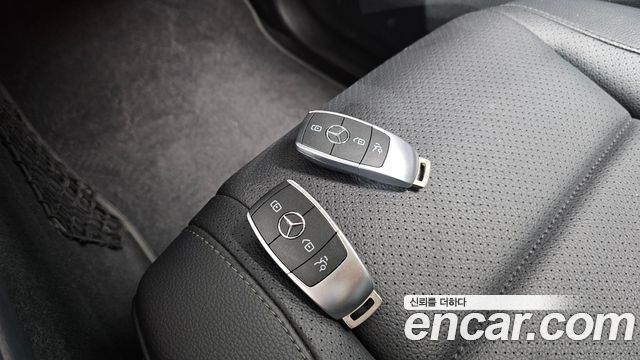 Mercedes-Benz GLE-Class (W167) GLE300d 4MATIC 2019 — фото 27