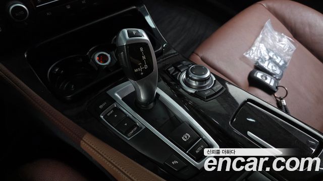 BMW 5 Series (F10) 520d 2013 — фото 9