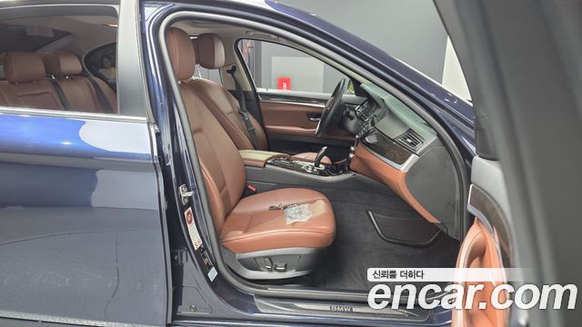 BMW 5 Series (F10) 520d 2013 — фото 11