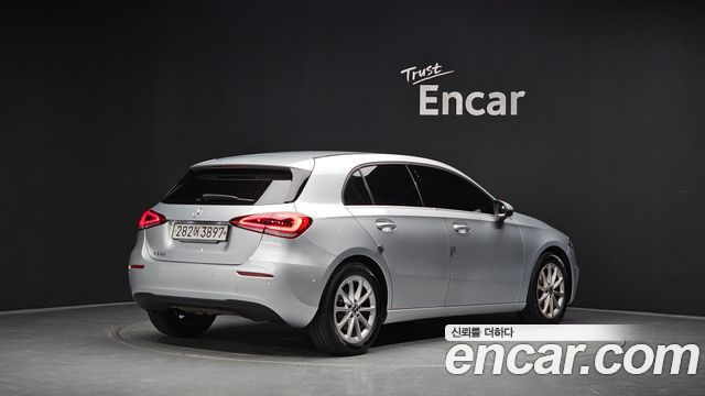 Mercedes-Benz A-Class (W177) A220 Hatchback 2019 — фото 2
