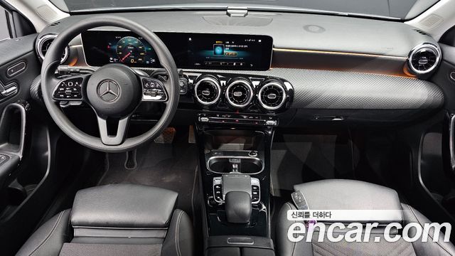 Mercedes-Benz A-Class (W177) A220 Hatchback 2019 — фото 7