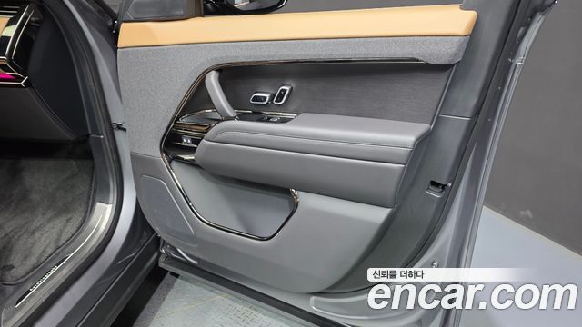 Land Rover Range Rover Sport (III) P400 AB 2025 — фото 24