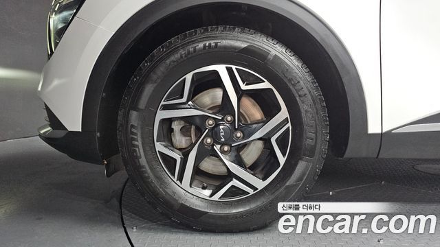 Kia Sportage (V) Gasoline 1.6 Turbo 2WD Prestige 2022 — фото 5