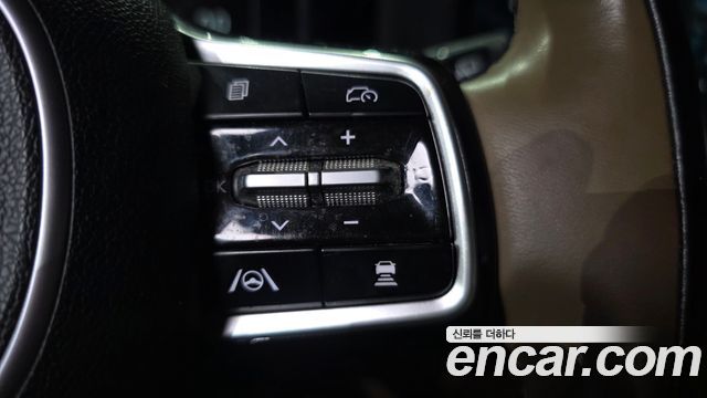 Kia Sorento (IV) HEV 1.6 4WD Signature 2024 — фото 17