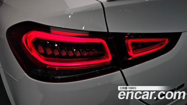Mercedes-Benz GLE-Class (W167) AMG GLE53 4MATIC+ Coupe 2023 — фото 23