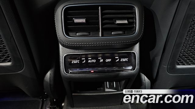 Mercedes-Benz GLE-Class (W167) AMG GLE53 4MATIC+ Coupe 2023 — фото 37