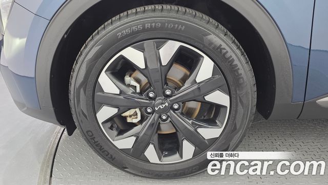 Kia Sportage (V) Gasoline 1.6 Turbo 2WD Signature Gravity 2022 — фото 5
