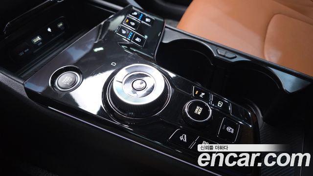 Kia Sportage (V) Gasoline 1.6 Turbo 2WD Signature Gravity 2022 — фото 9