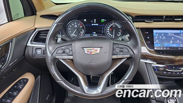 Cadillac XT6 3.6 Sport 2022 — фото 16