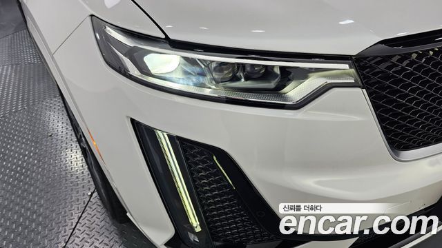 Cadillac XT6 3.6 Sport 2022 — фото 28
