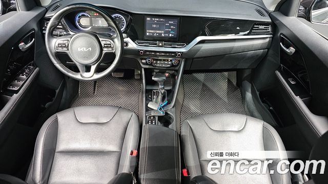 Kia Niro 1.6 HEV Noblesse 2022 — фото 7