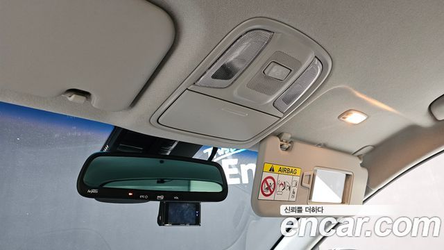 Kia Niro 1.6 HEV Noblesse 2022 — фото 19