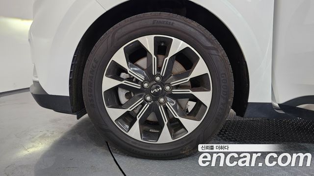 Kia Carnival (IV) Diesel 9-Seater Noblesse 2023 — фото 5