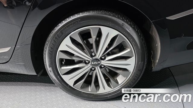 Kia K8 Hybrid Signature Special 2023 — фото 5
