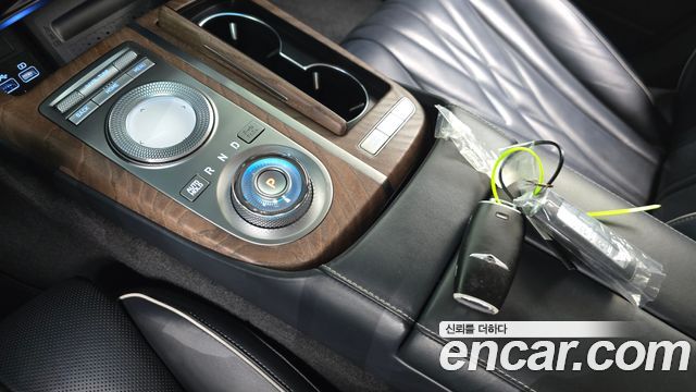 Genesis Electrified G80 (RG3) e-AWD 2022 — фото 9