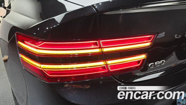 Genesis Electrified G80 (RG3) e-AWD 2022 — фото 23