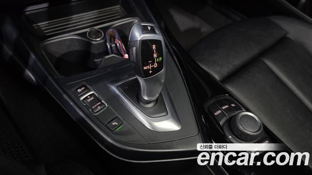 BMW 1 Series (F20) 118d Sport 5Door 2016 — фото 9