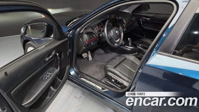 BMW 1 Series (F20) 118d Sport 5Door 2016 — фото 10