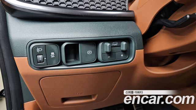 Kia Tasman 2.5T Gasoline 4WD X-Pro 2026 — фото 14