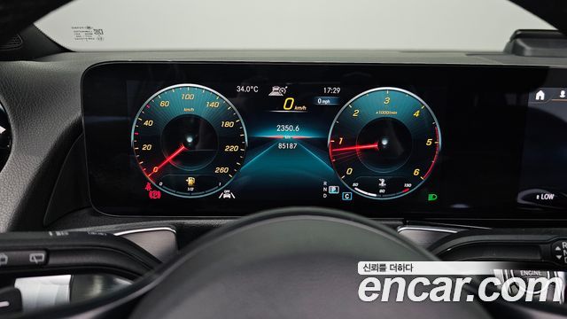 Mercedes-Benz GLB-Class (X247) GLB200 d 2021 — фото 8