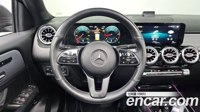 Mercedes-Benz GLB-Class (X247) GLB200 d 2021 — фото 12